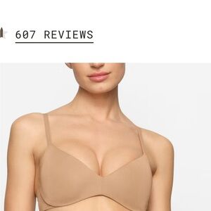 Skims Wireless Plunge Push-Up Bra 32H